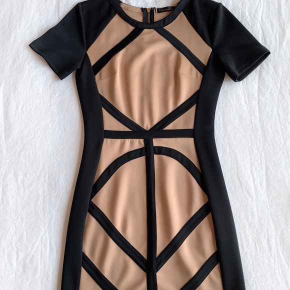 Boohoo Dresses & Skirts - Boohoo Beige and Black Bodycon Dress - Sz M
